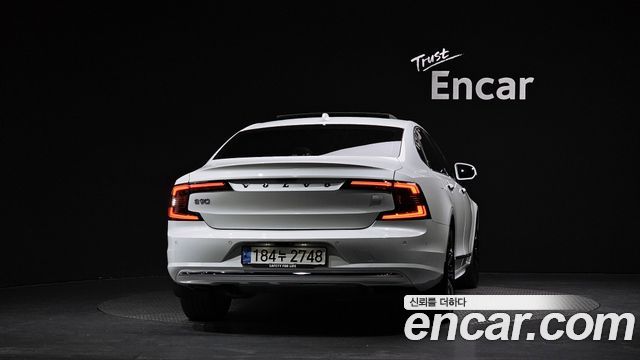 Volvo S90 2023 — photo 4