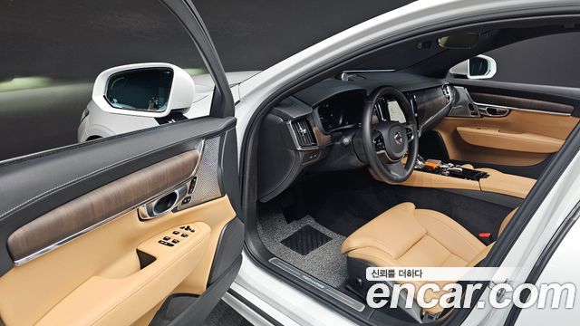 Volvo S90 2023 — photo 13
