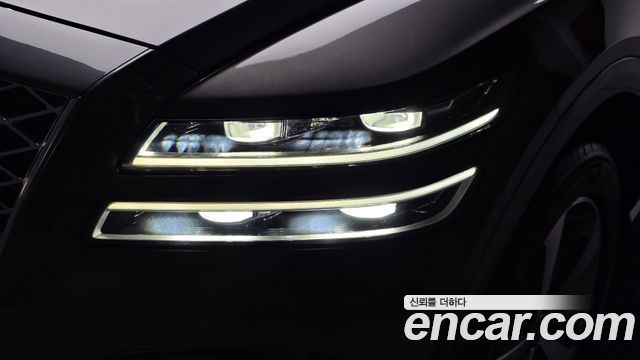 Genesis GV80 2023 — photo 8