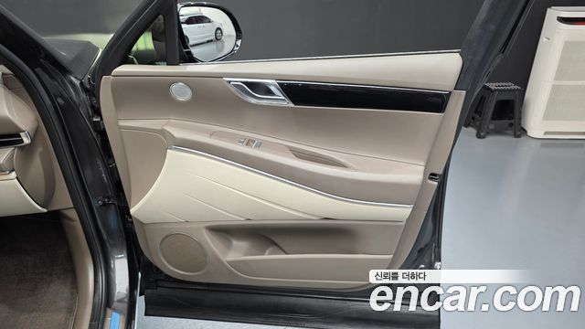 Genesis GV80 2023 — photo 15