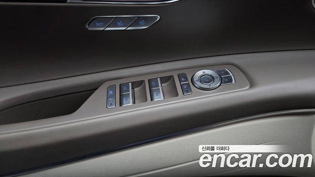 Genesis GV80 2023 — photo 36