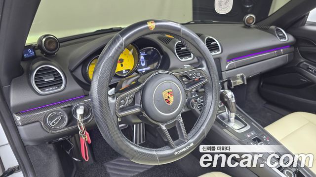 Porsche 718 2017 — photo 13