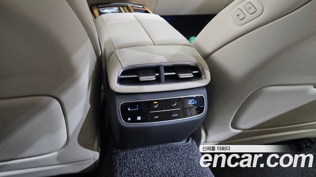 Genesis G80 2021 — photo 28