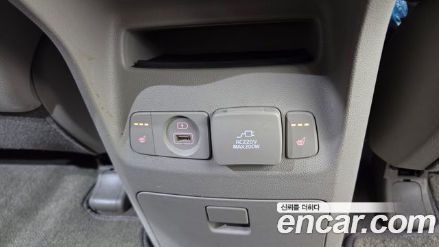 Kia Canival 2019 — photo 25