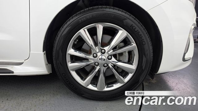 Kia Canival 2019 — photo 7
