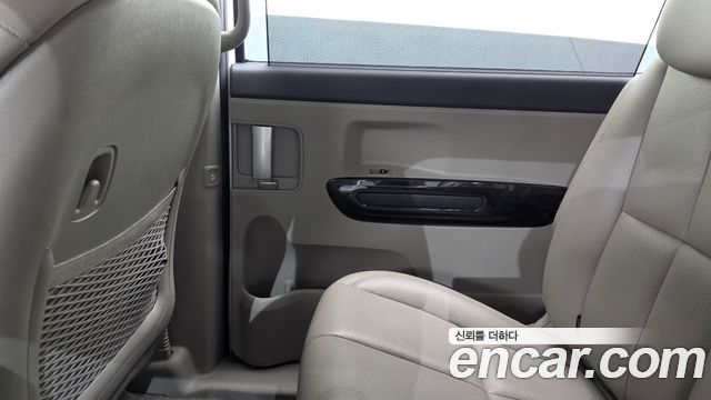 Kia Canival 2019 — photo 15