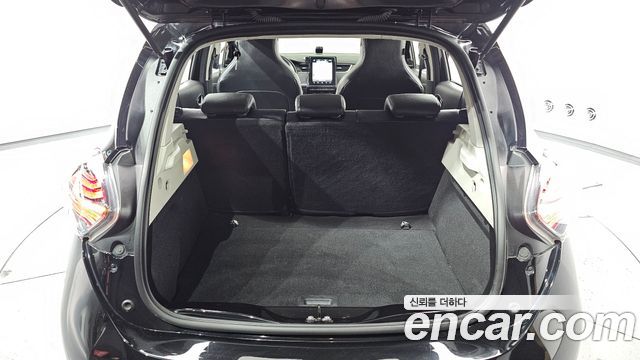 Renault Korea Zoe 2021 — photo 30