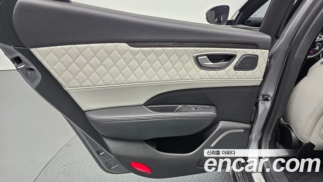 Renault Korea SM6 2020 — photo 15