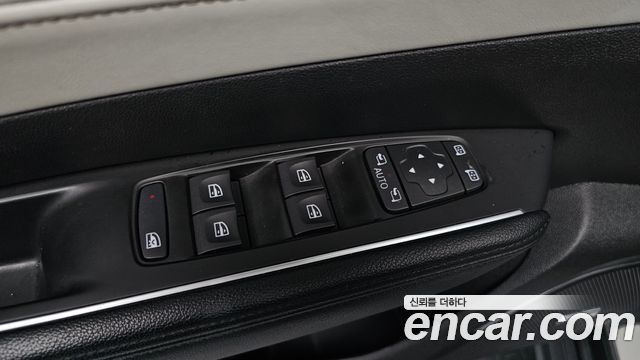 Renault Korea SM6 2020 — photo 32