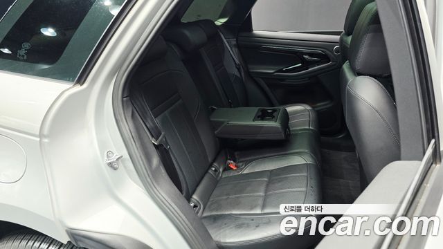 Land Rover Range Rover Evoque 2021 — photo 17