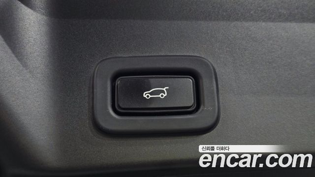 Land Rover Range Rover Evoque 2021 — photo 25