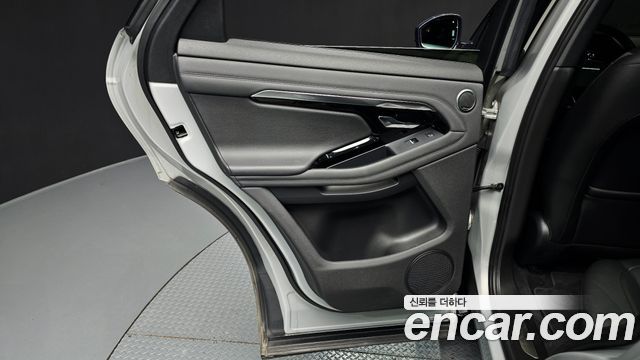 Land Rover Range Rover Evoque 2021 — photo 15