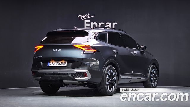 Kia Sportage 2023 — photo 2