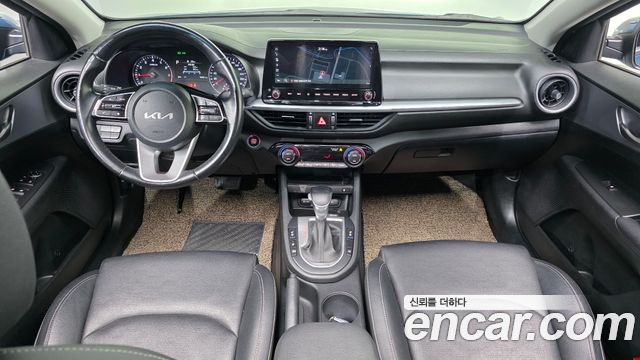 Kia K3 2022 — photo 7