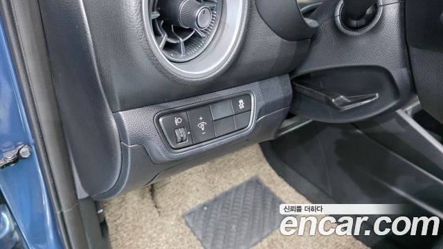 Kia K3 2022 — photo 16