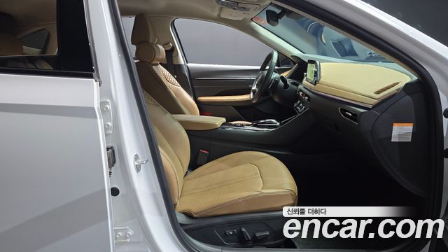 Hyundai Sonata 2020 — photo 16