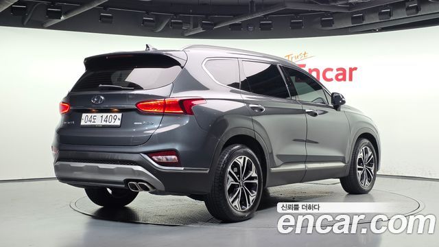 Hyundai Santafe 2019 — photo 2