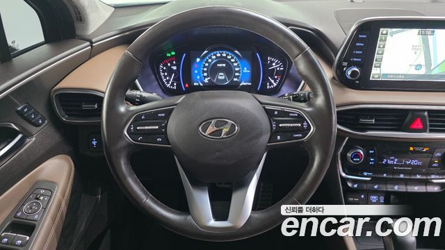 Hyundai Santafe 2019 — photo 13