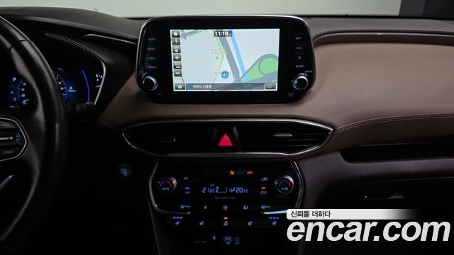 Hyundai Santafe 2019 — photo 14