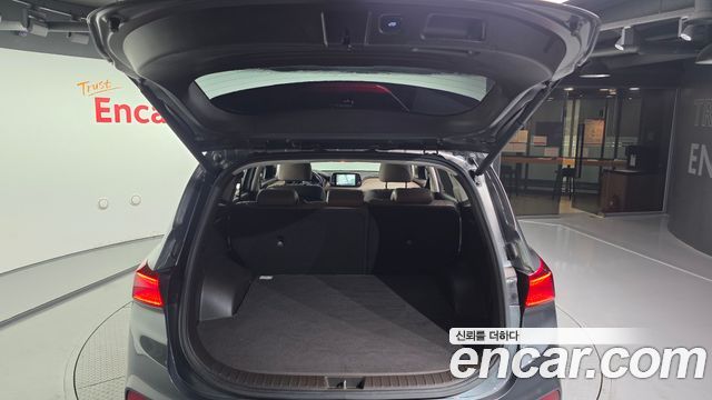 Hyundai Santafe 2019 — photo 20