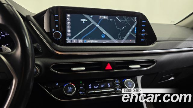 Hyundai Sonata 2020 — photo 13