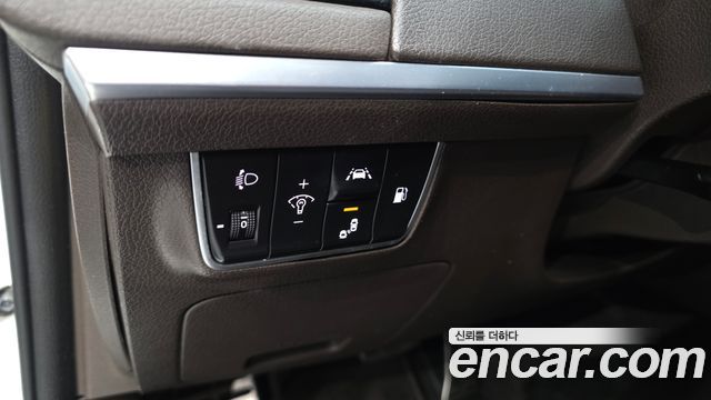 Kia Stinger 2018 — photo 28