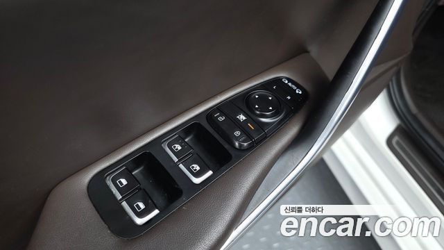 Kia Stinger 2018 — photo 29