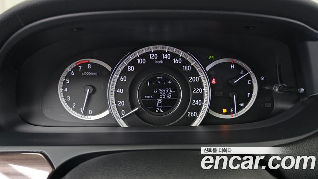 Honda Accord 2017 — photo 8