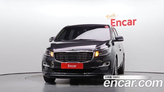 Kia Canival 2019 — photo 3