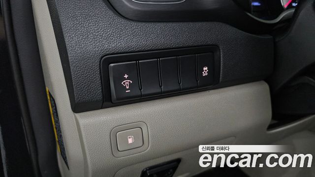 Kia Canival 2019 — photo 23