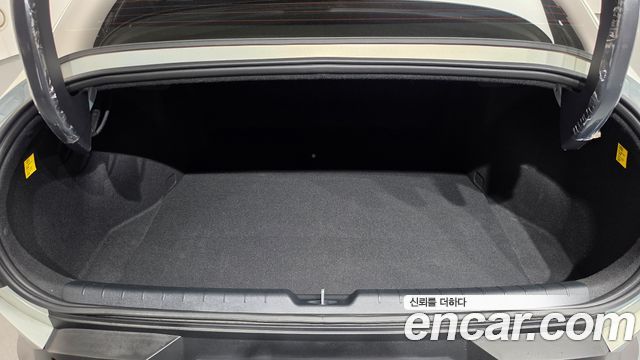 Kia EV4 2027 — photo 21