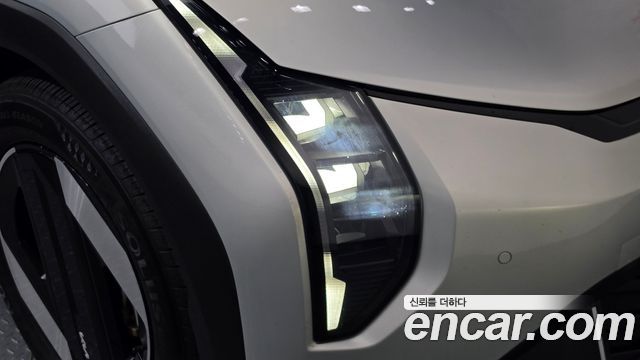 Kia EV4 2027 — photo 8