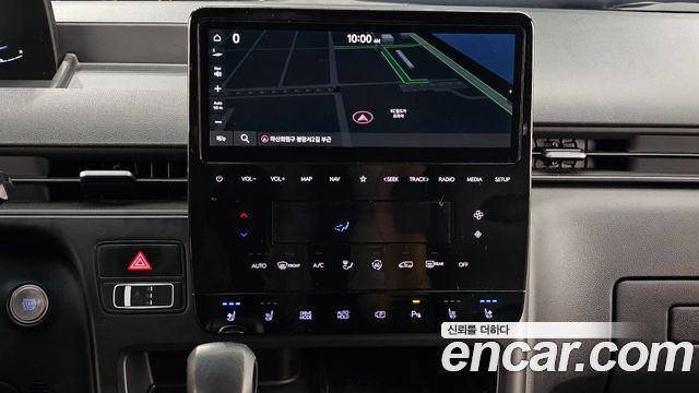 Hyundai Staria 2023 — photo 14