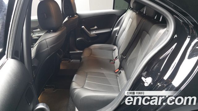 Mercedes-Benz A-Class 2021 — photo 17