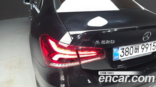 Mercedes-Benz A-Class 2021 — photo 9