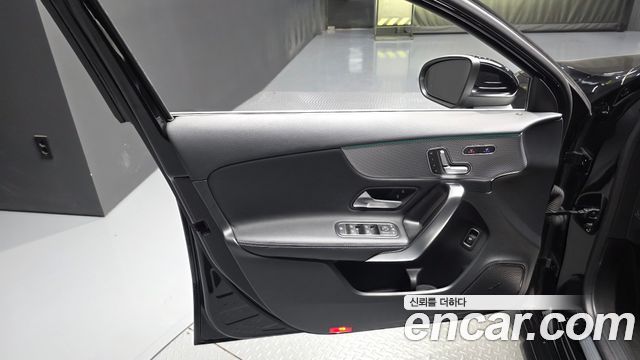 Mercedes-Benz A-Class 2021 — photo 14
