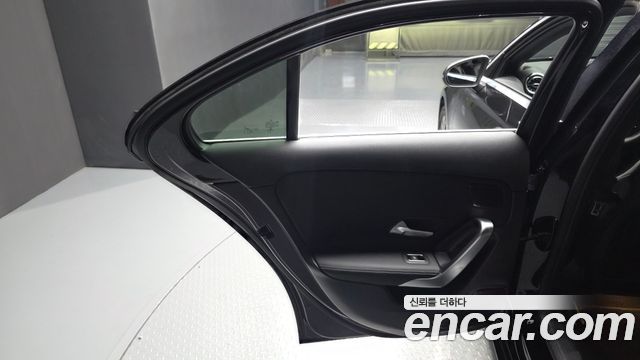 Mercedes-Benz A-Class 2021 — photo 15