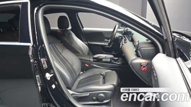 Mercedes-Benz A-Class 2021 — photo 16