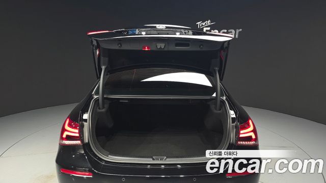 Mercedes-Benz A-Class 2021 — photo 29