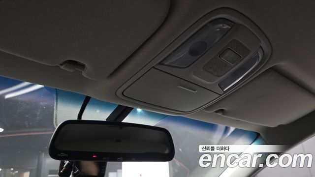 Kia K5 2016 — photo 23