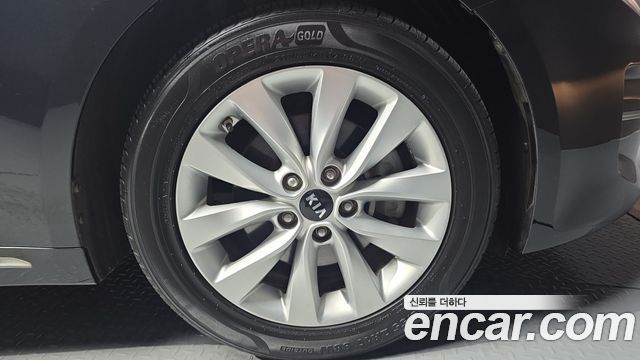 Kia K5 2016 — photo 7