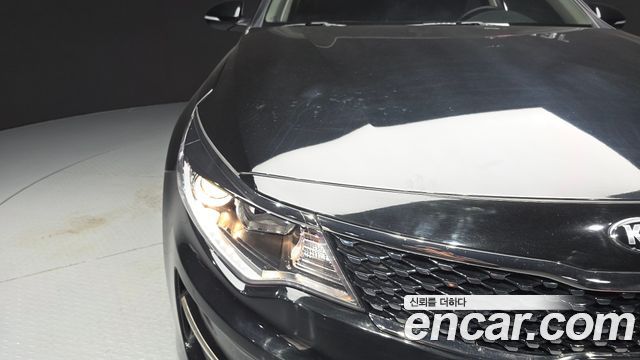 Kia K5 2016 — photo 8