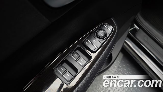 Kia K5 2016 — photo 27