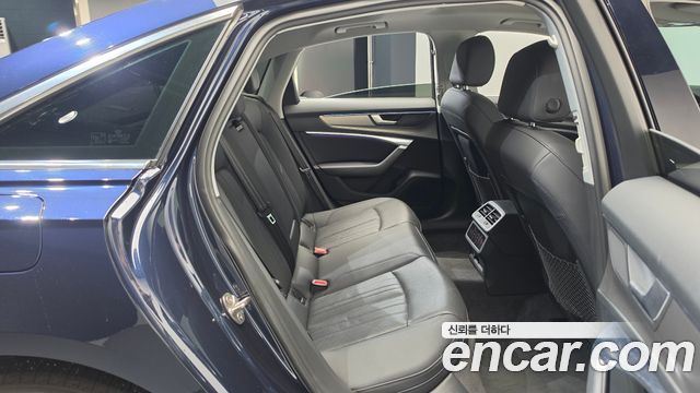 Audi A6 2021 — photo 12