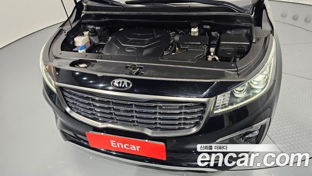 Kia Canival 2020 — photo 6