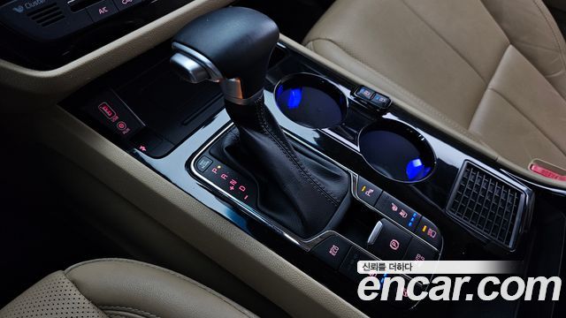 Kia Canival 2020 — photo 9