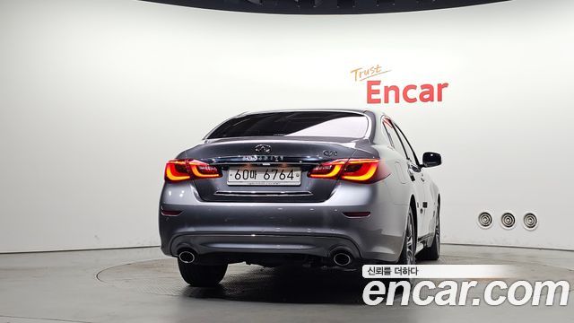 Infiniti Q70 2015 — photo 4