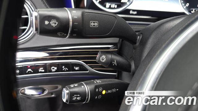 Mercedes-Benz S-Class 2017 — photo 18