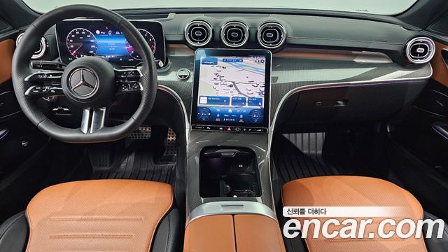 Mercedes-Benz C-Class 2023 — photo 10