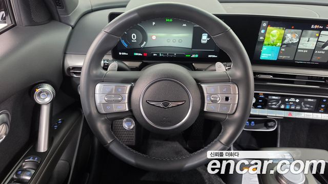 Genesis GV60 2023 — photo 19